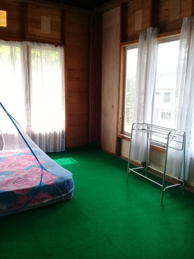 Purabarang Homestay Rantepao Exterior foto