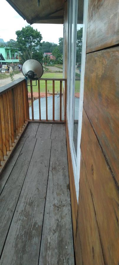 Purabarang Homestay Rantepao Exterior foto